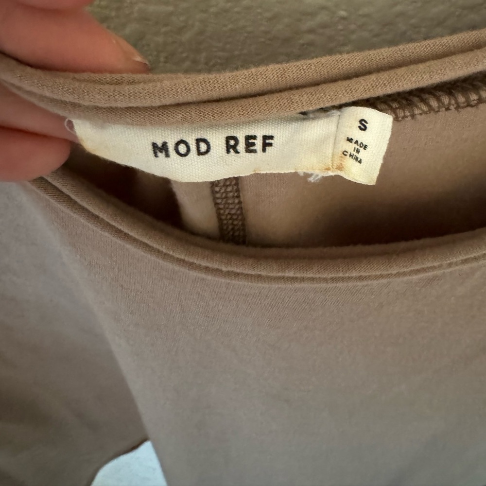 Mod ref tank top - Picture 3 of 4